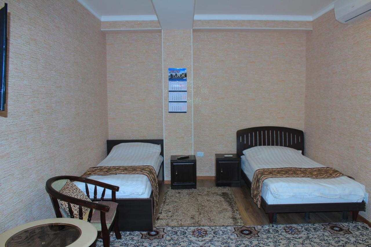 Хотел Хесон Khujand Luaran gambar