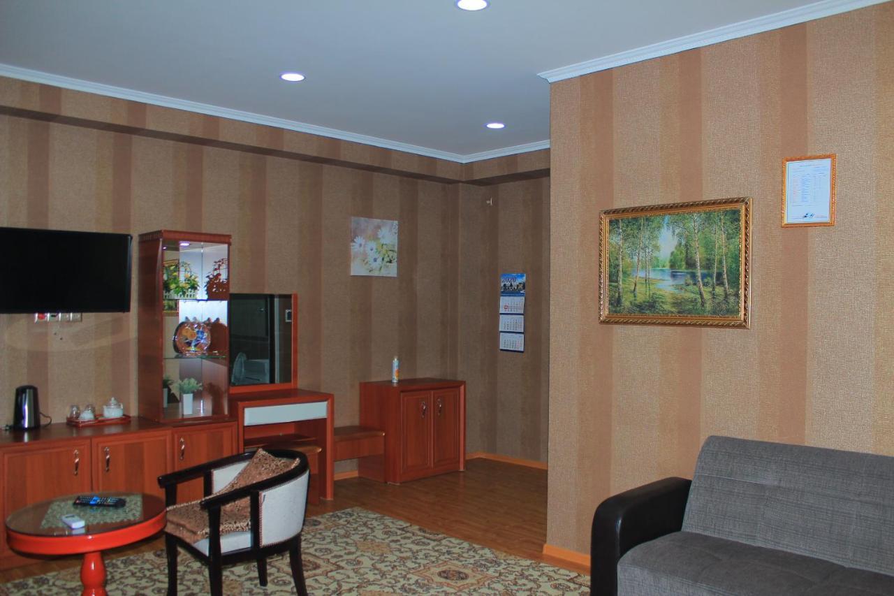 Хотел Хесон Khujand Bilik gambar